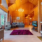 Naesinneito By Interhome